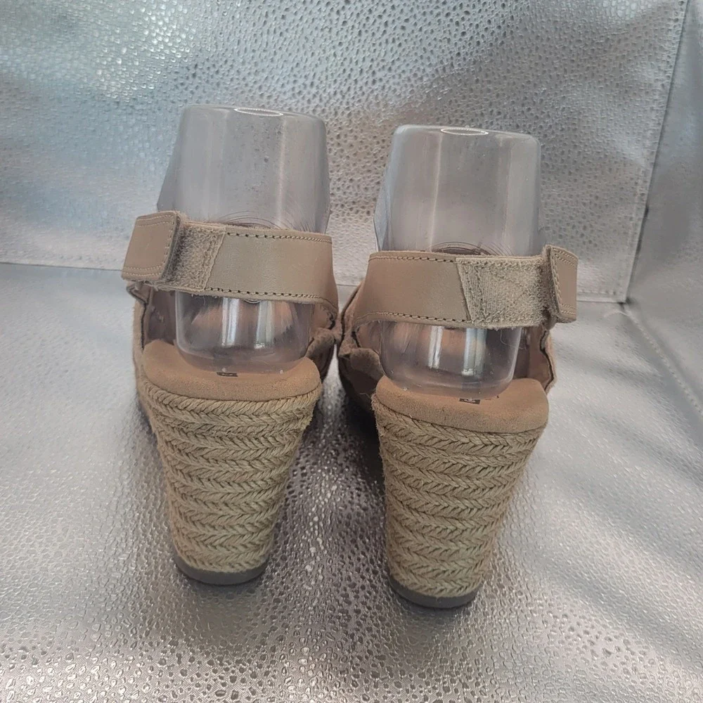 Clarks Lafley Krissy Sand Leather Espadrille Wedge Sandals Womens 7.5 M